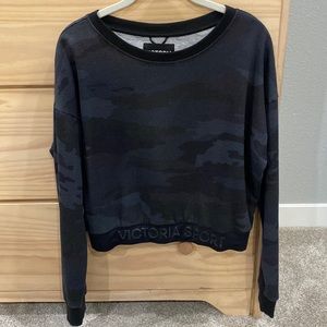 Victoria Secret Sport pullover